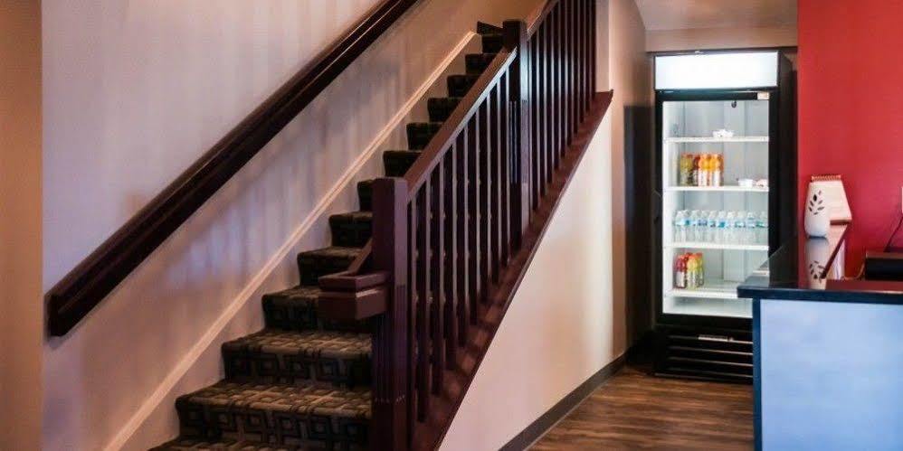 Holmes Suites And Inn 블랙릭 외부 사진